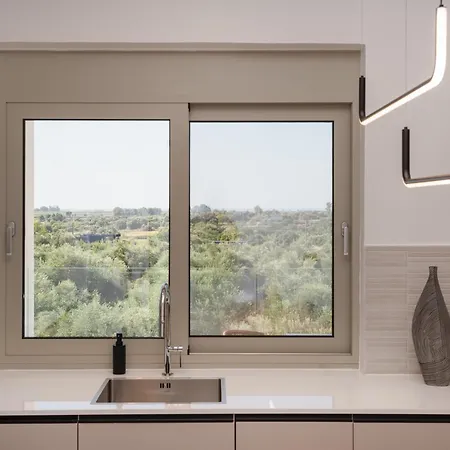 Kleopatra Homes - Napoleontos Aparthotel