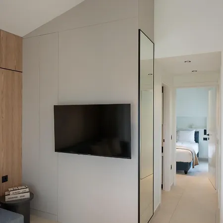 Kleopatra Homes - Napoleontos Aparthotel 3*